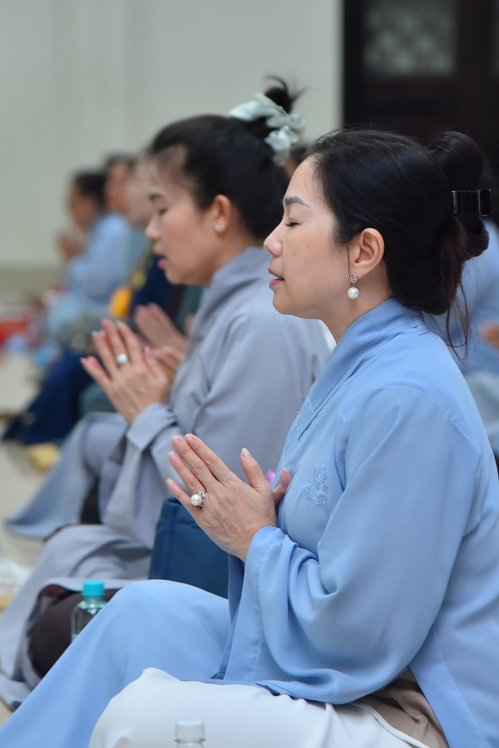 Repentance ceremony on July 30th, Year of the Cat