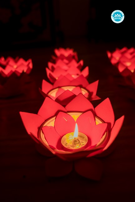 The Rite chanting Ksihitigarbha and the candle lighting night at Dong Cao Pagoda, Thanh Hoa