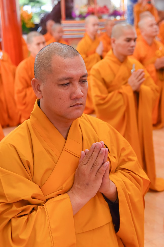 Holding Pravaranà Ceremony of the Director Board (DB) of Hoc Mon district's Vietnam Buddhist Sangha (VBS)