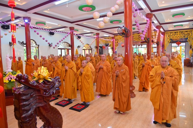 Holding Pravaranà Ceremony of the Director Board (DB) of Hoc Mon district's Vietnam Buddhist Sangha (VBS)