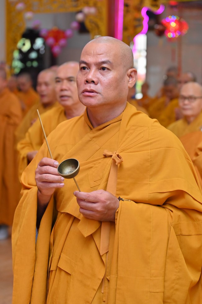 Holding Pravaranà Ceremony of the Director Board (DB) of Hoc Mon district's Vietnam Buddhist Sangha (VBS)