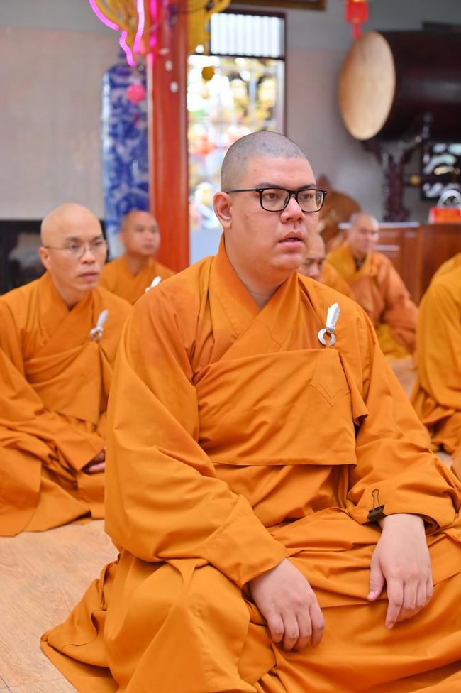 Holding Pravaranà Ceremony of the Director Board (DB) of Hoc Mon district's Vietnam Buddhist Sangha (VBS)