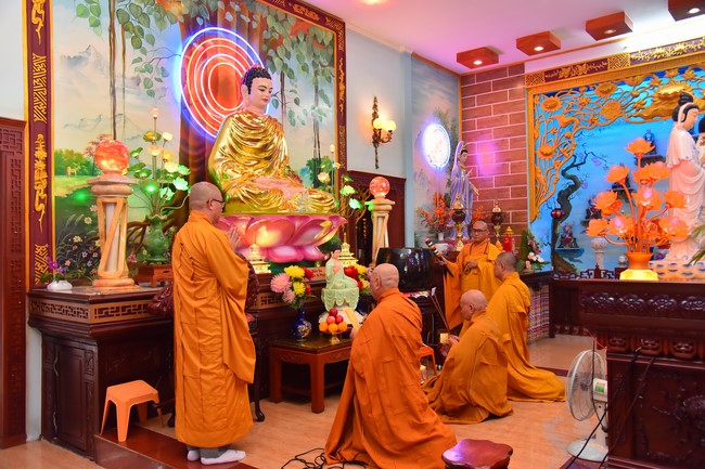 Holding Pravaranà Ceremony of the Director Board (DB) of Hoc Mon district's Vietnam Buddhist Sangha (VBS)