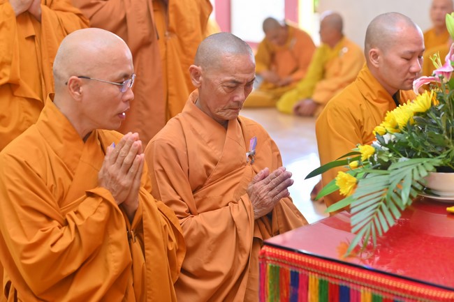 Holding Pravaranà Ceremony of the Director Board (DB) of Hoc Mon district's Vietnam Buddhist Sangha (VBS)