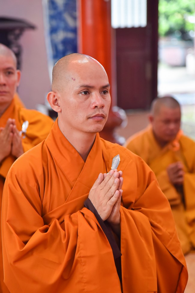Holding Pravaranà Ceremony of the Director Board (DB) of Hoc Mon district's Vietnam Buddhist Sangha (VBS)