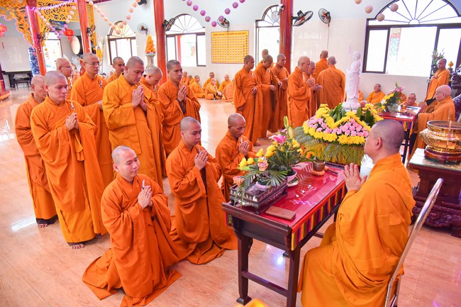 Holding Pravaranà Ceremony of the Director Board (DB) of Hoc Mon district's Vietnam Buddhist Sangha (VBS)