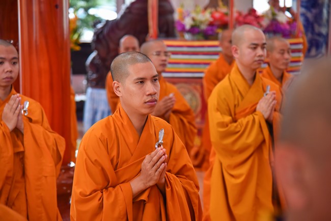 Holding Pravaranà Ceremony of the Director Board (DB) of Hoc Mon district's Vietnam Buddhist Sangha (VBS)