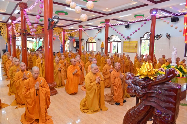 Holding Pravaranà Ceremony of the Director Board (DB) of Hoc Mon district's Vietnam Buddhist Sangha (VBS)