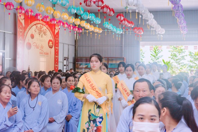 The Ullambana Great Ceremony 2023 at Tu Phap pagoda, Nghe An