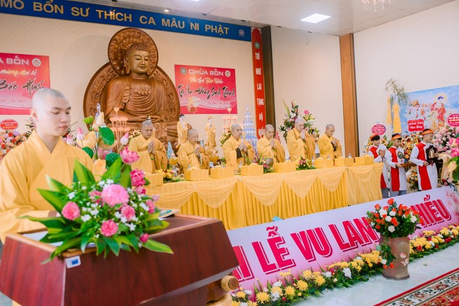 The Ullambana Great Ceremony 2023 at Tu Phap pagoda, Nghe An