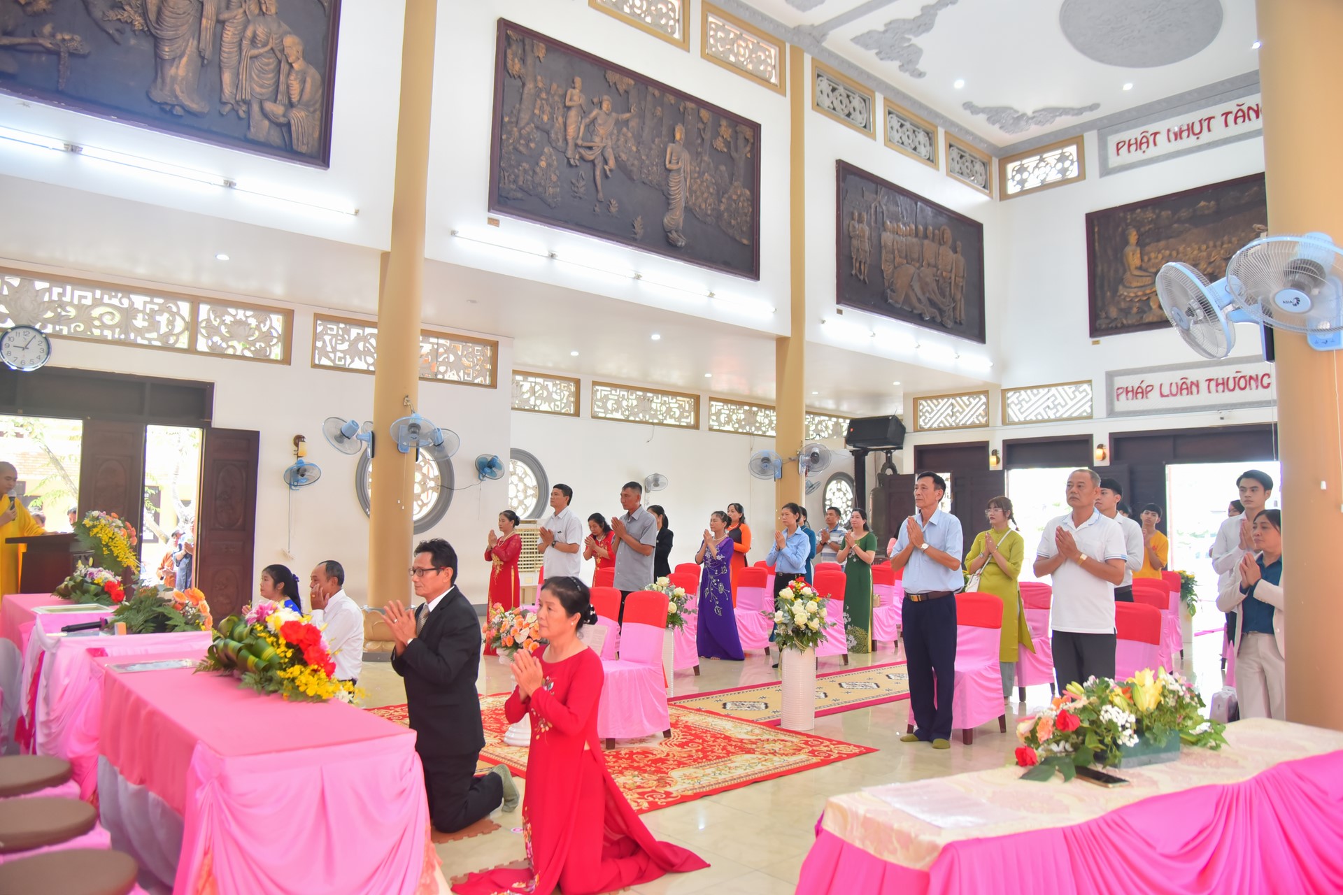 Wedding Ceremony at the pagoda