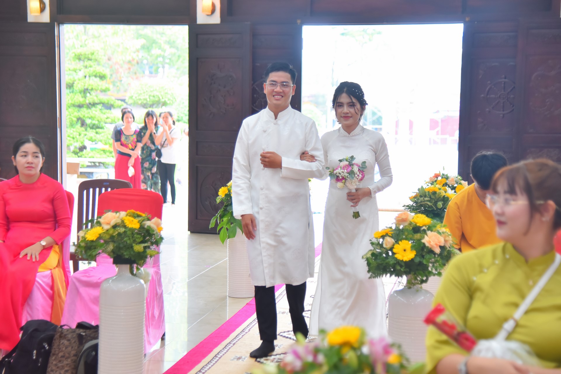 Wedding Ceremony at the pagoda