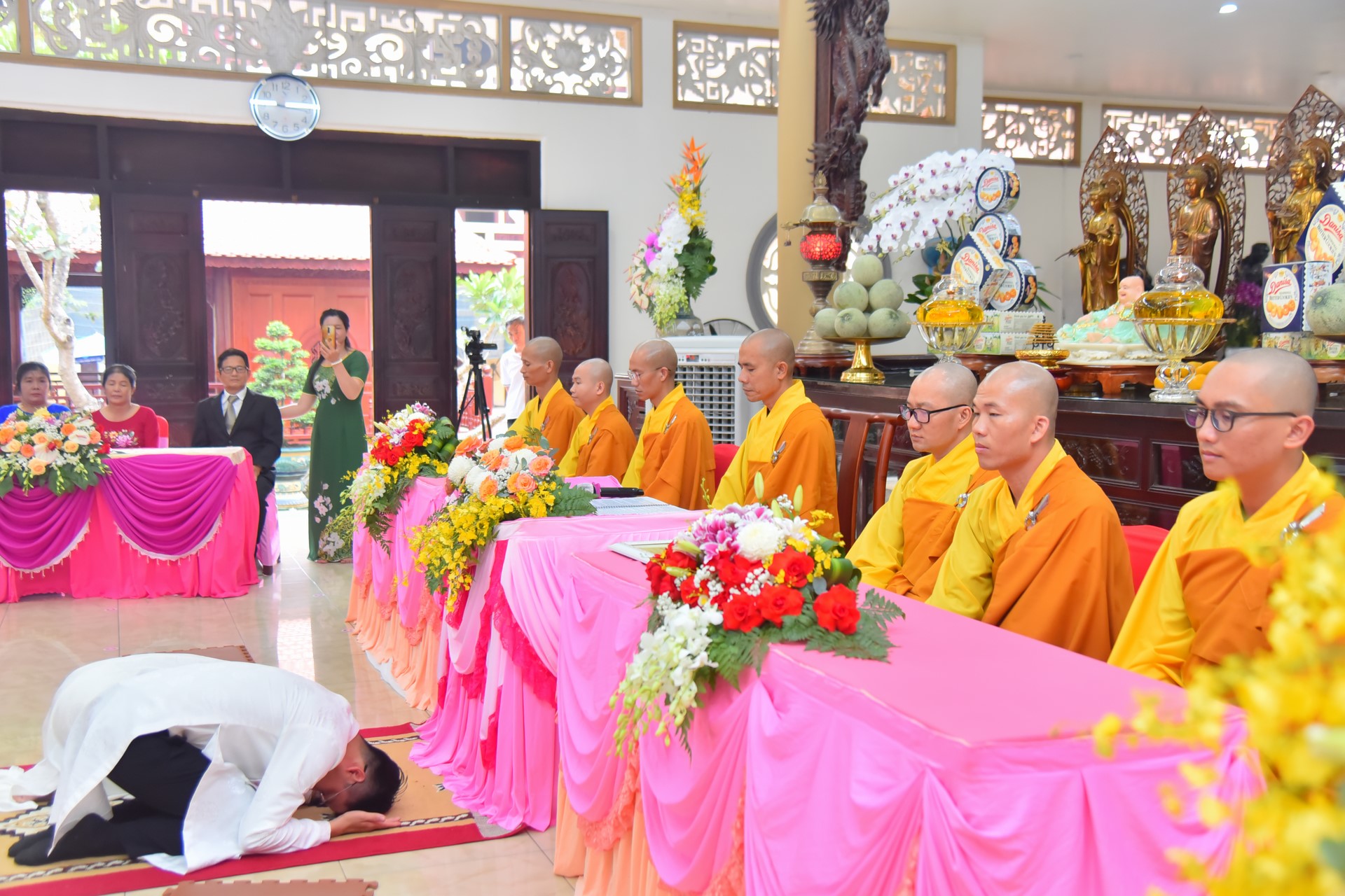 Wedding Ceremony at the pagoda