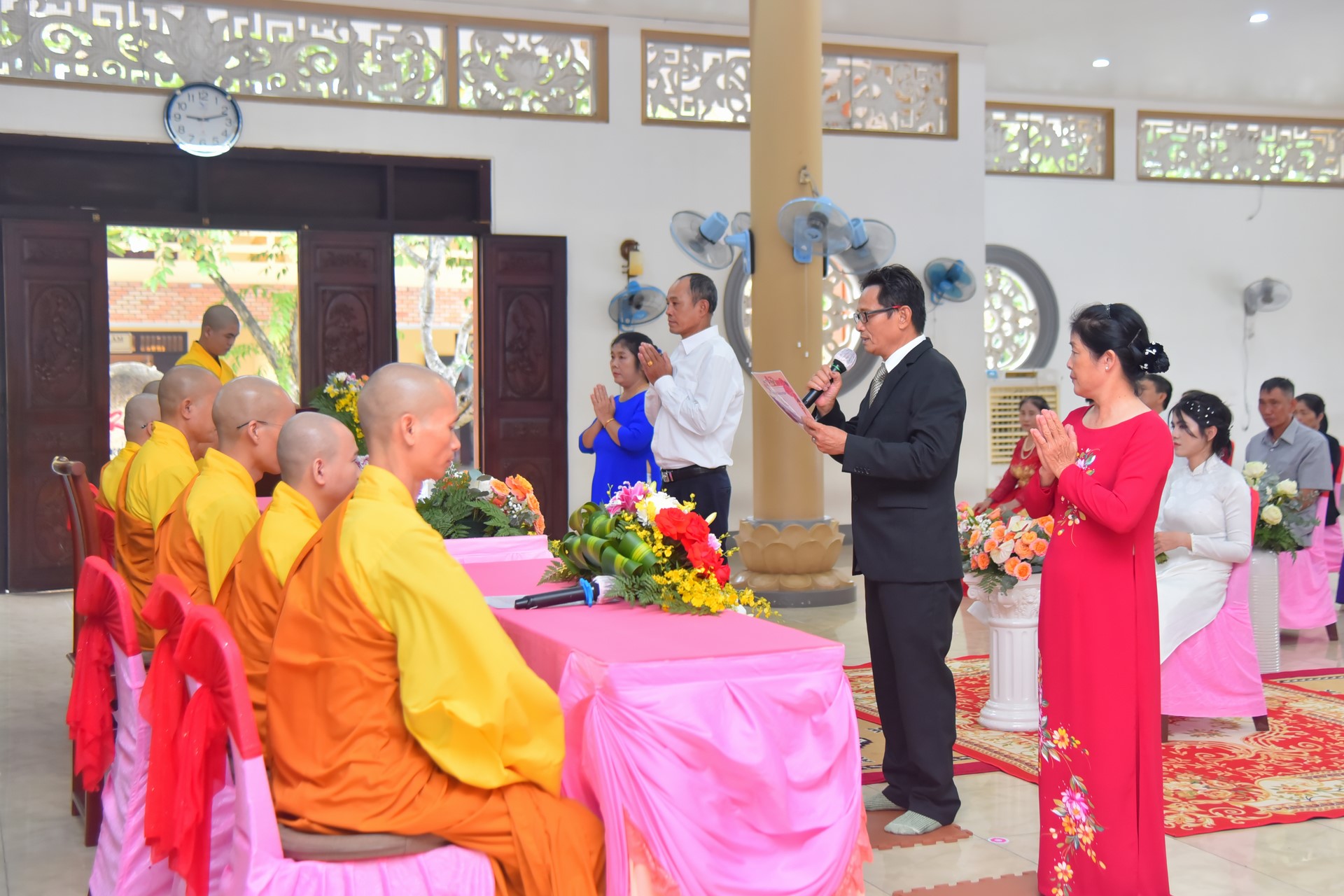 Wedding Ceremony at the pagoda