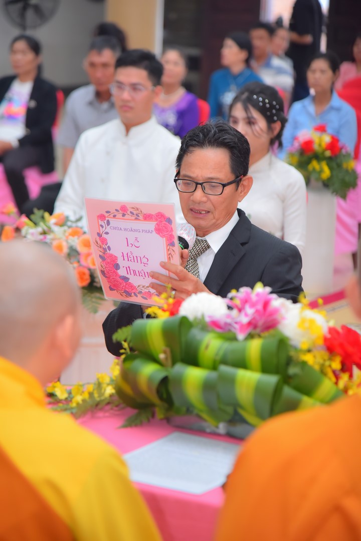 Wedding Ceremony at the pagoda
