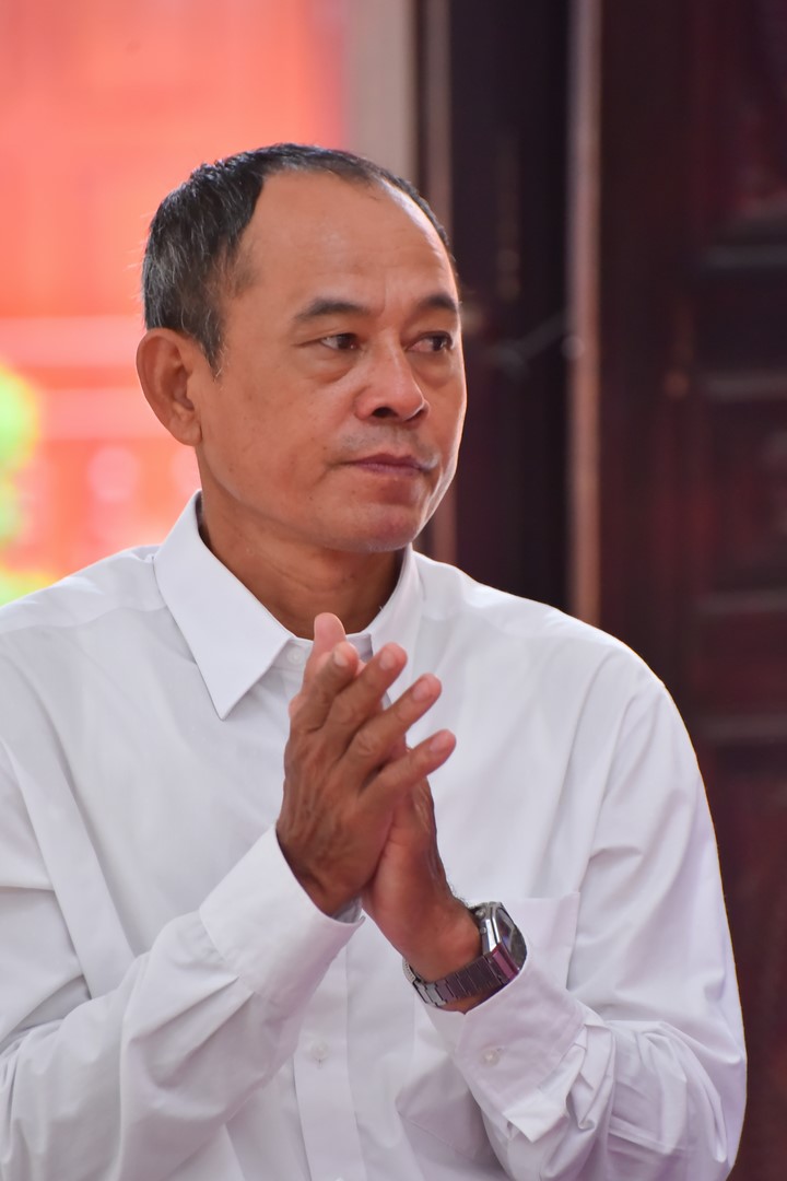 Wedding Ceremony at the pagoda