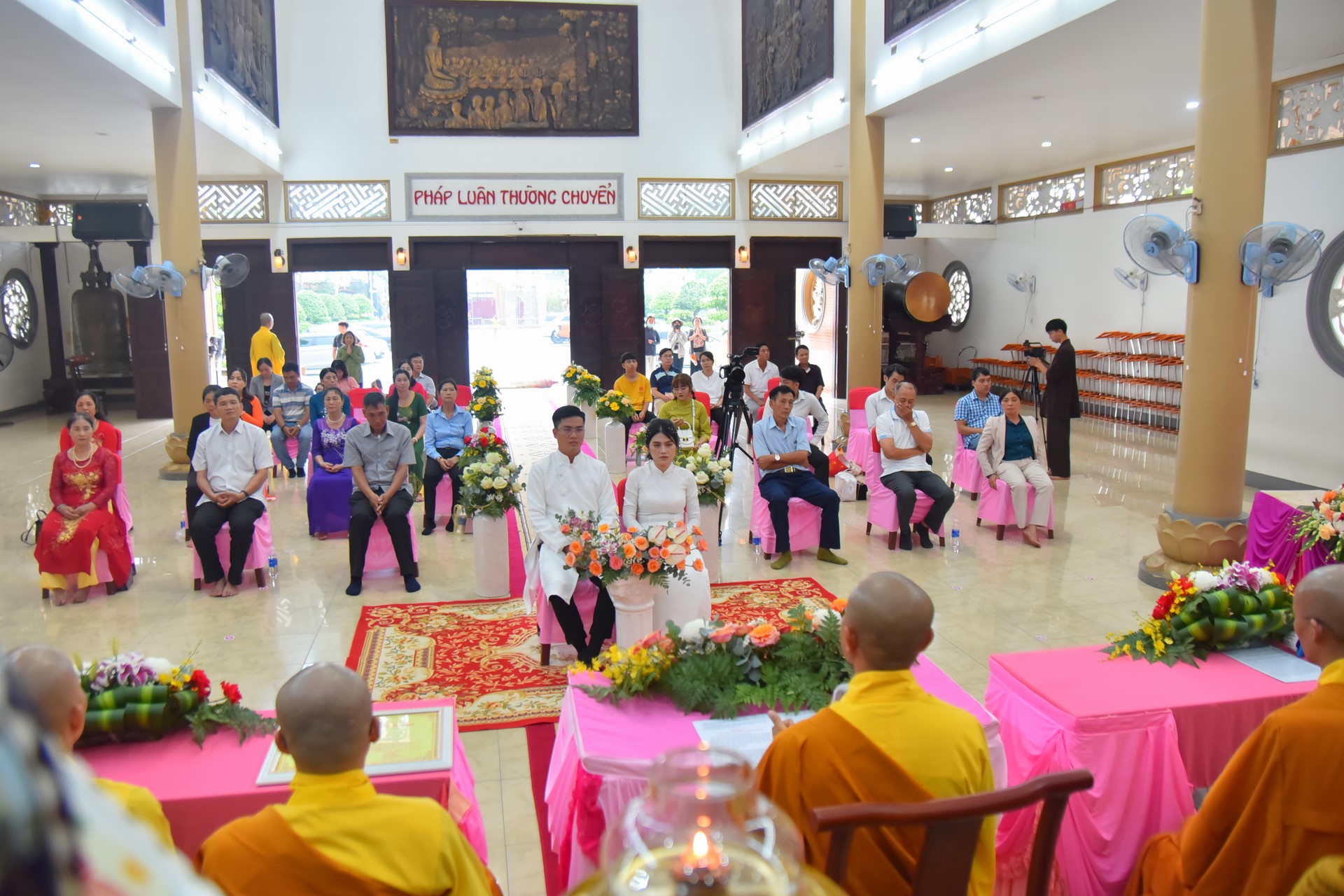Wedding Ceremony at the pagoda