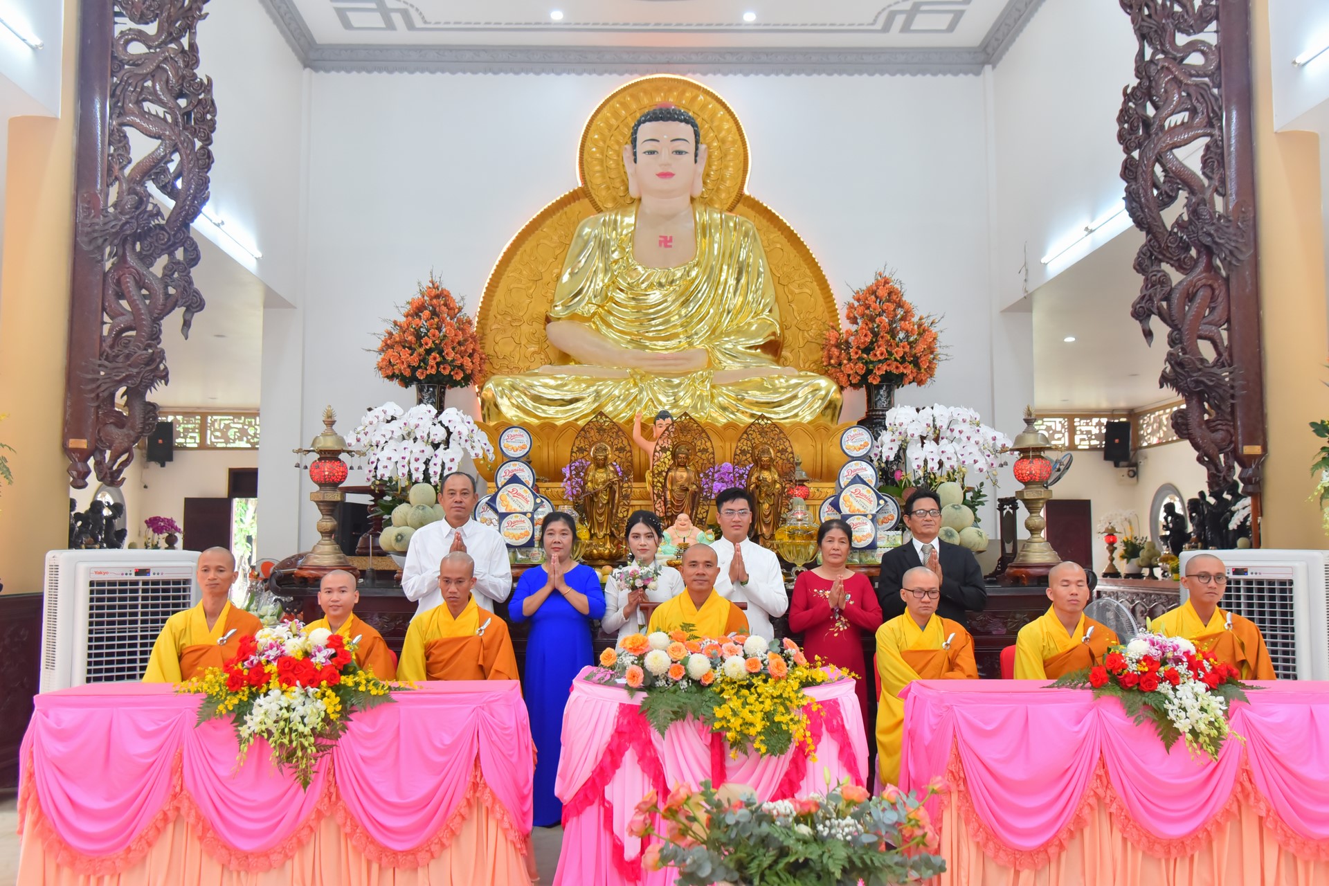 Wedding Ceremony at the pagoda