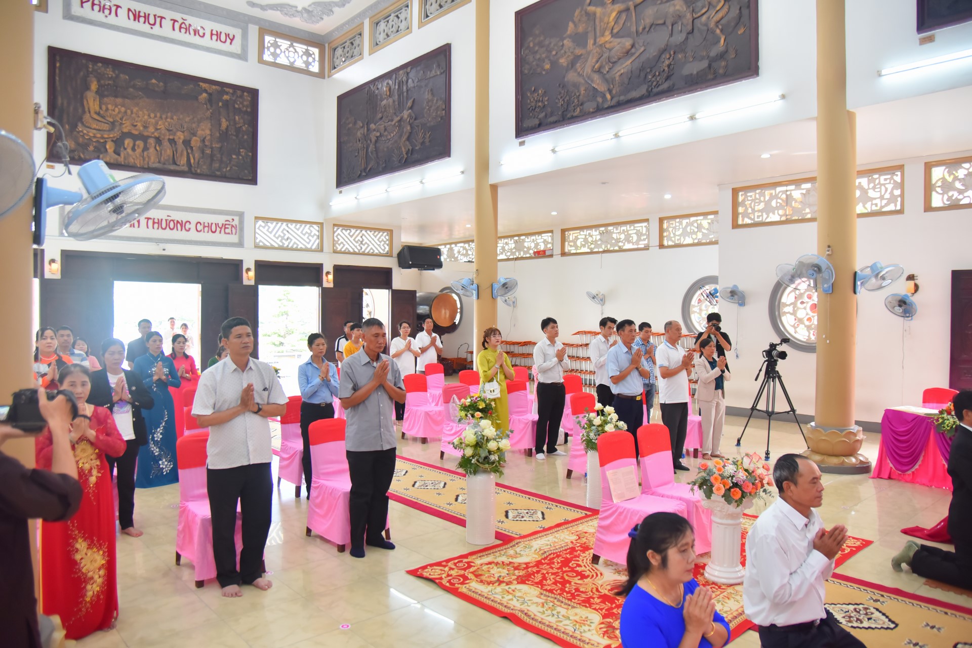 Wedding Ceremony at the pagoda