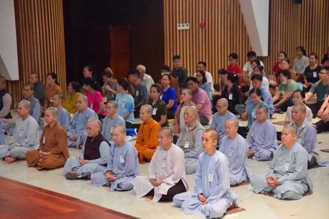 Community program Purification of body- mind, Guiding a healthy living method in accordance with the nature