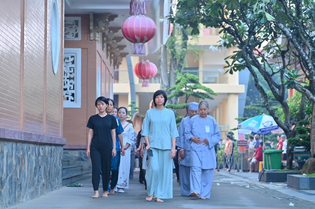 Community program Purification of body- mind, Guiding a healthy living method in accordance with the nature