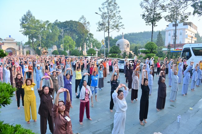 Community program Purification of body- mind, Guiding a healthy living method in accordance with the nature