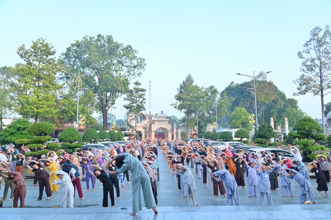 Community program Purification of body- mind, Guiding a healthy living method in accordance with the nature