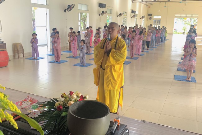 The 13th Lotus seeds Sowing Retreat at Dong Cao Pagoda, Thanh Hoa