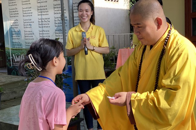 The 13th Lotus seeds Sowing Retreat at Dong Cao Pagoda, Thanh Hoa