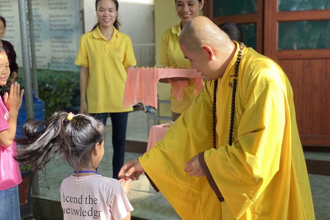 The 13th Lotus seeds Sowing Retreat at Dong Cao Pagoda, Thanh Hoa