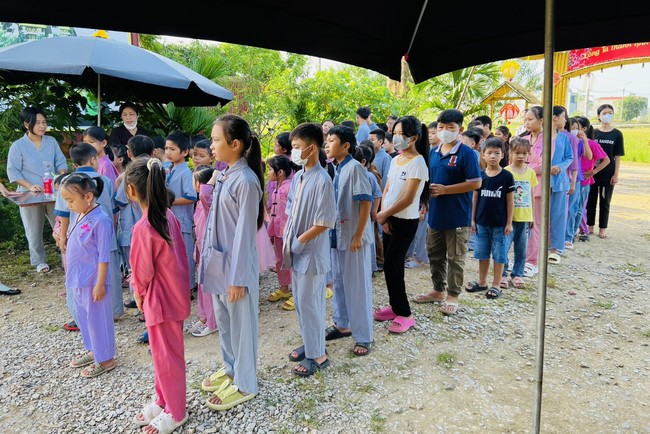 The 13th Lotus seeds Sowing Retreat at Dong Cao Pagoda, Thanh Hoa