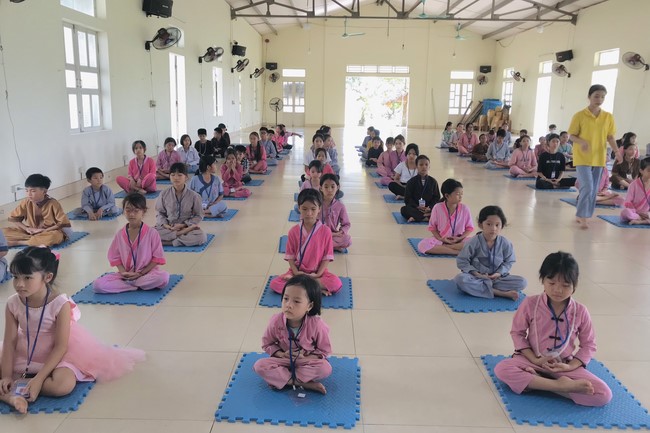 The 13th Lotus seeds Sowing Retreat at Dong Cao Pagoda, Thanh Hoa