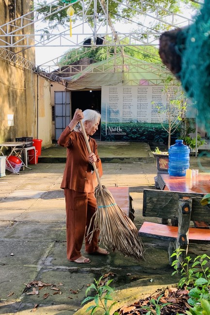 The 13th Lotus seeds Sowing Retreat at Dong Cao Pagoda, Thanh Hoa