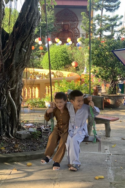 The 13th Lotus seeds Sowing Retreat at Dong Cao Pagoda, Thanh Hoa