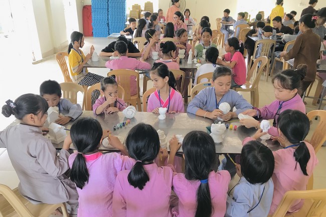 The 13th Lotus seeds Sowing Retreat at Dong Cao Pagoda, Thanh Hoa