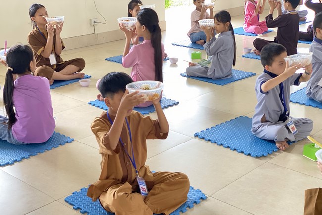 The 13th Lotus seeds Sowing Retreat at Dong Cao Pagoda, Thanh Hoa