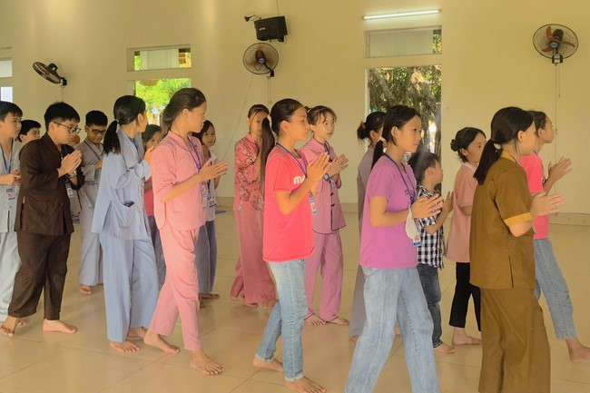 The 13th Lotus seeds Sowing Retreat at Dong Cao Pagoda, Thanh Hoa
