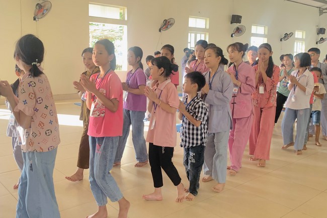 The 13th Lotus seeds Sowing Retreat at Dong Cao Pagoda, Thanh Hoa