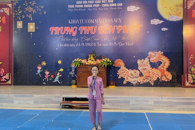 “Besides Buddha on Mid-Autumn Festival for Kids of Dong Cao Pagoda, Thanh Hoa