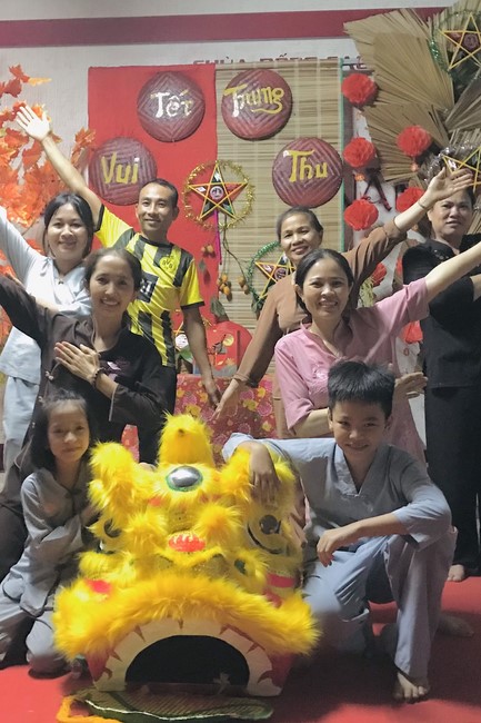 “Besides Buddha on Mid-Autumn Festival for Kids of Dong Cao Pagoda, Thanh Hoa