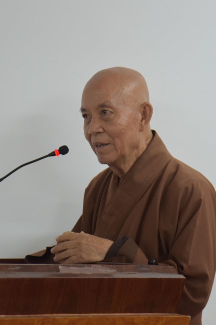 The 8th One-Day Retreat, and giving gifts on Mid-autumn Festival at Minh Chat ashram in Can Tho