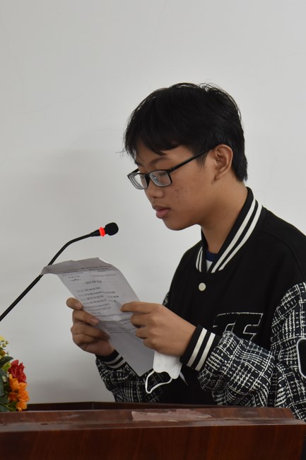 The 8th One-Day Retreat, and giving gifts on Mid-autumn Festival at Minh Chat ashram in Can Tho