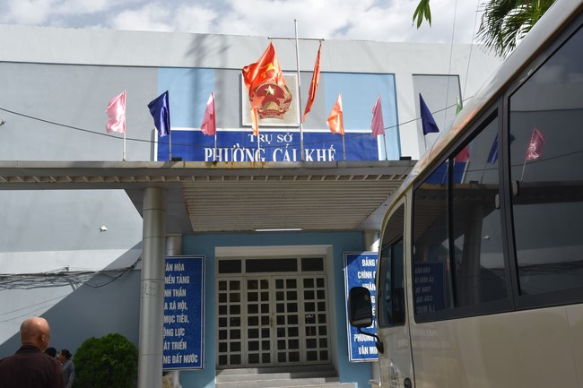 The 8th One-Day Retreat, and giving gifts on Mid-autumn Festival at Minh Chat ashram in Can Tho