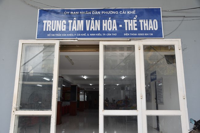 The 8th One-Day Retreat, and giving gifts on Mid-autumn Festival at Minh Chat ashram in Can Tho