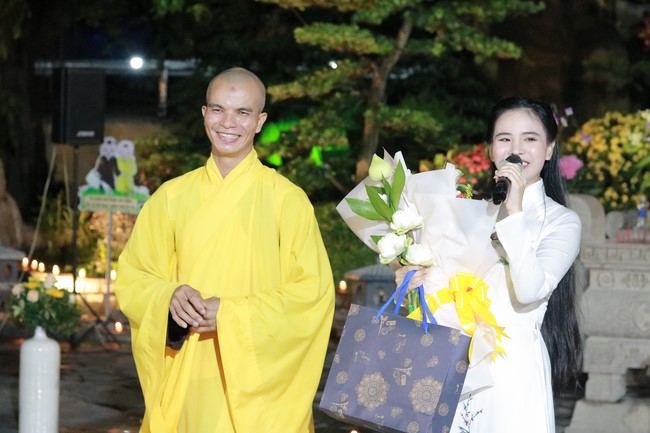 Repentant ceremony for the names of Bodhisattva Avalokitesvara