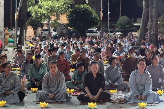 Repentant ceremony for the names of Bodhisattva Avalokitesvara