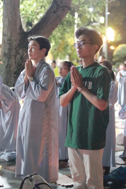 Repentant ceremony for the names of Bodhisattva Avalokitesvara