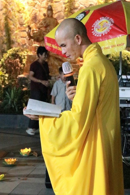 Repentant ceremony for the names of Bodhisattva Avalokitesvara