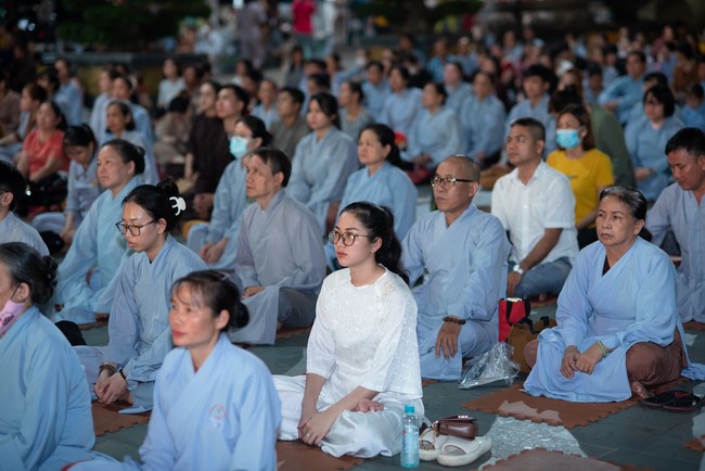 Repentance ceremony on August 14th, Year of the Cat