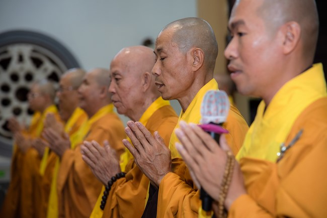 Repentance ceremony on August 14th, Year of the Cat